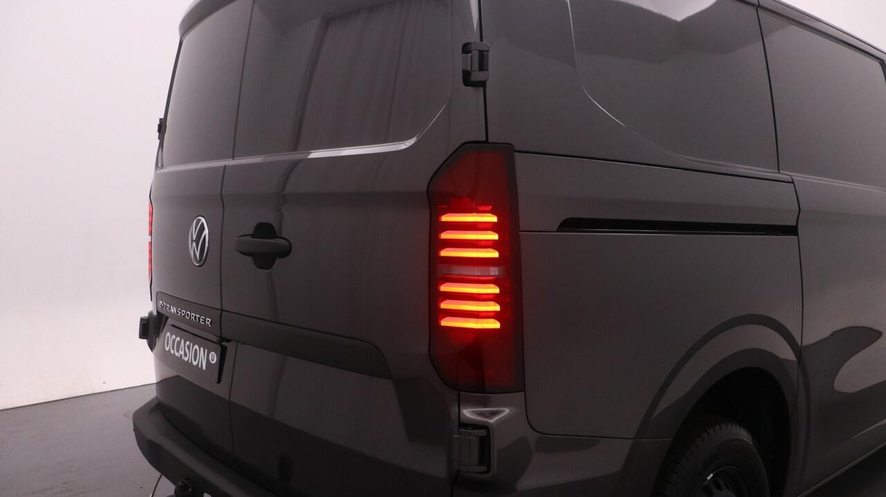 Volkswagen E-Transporter e-Transporter L1H1 64kWh 218pk RWD 3.2T Life-Intro /Direct leverbaar