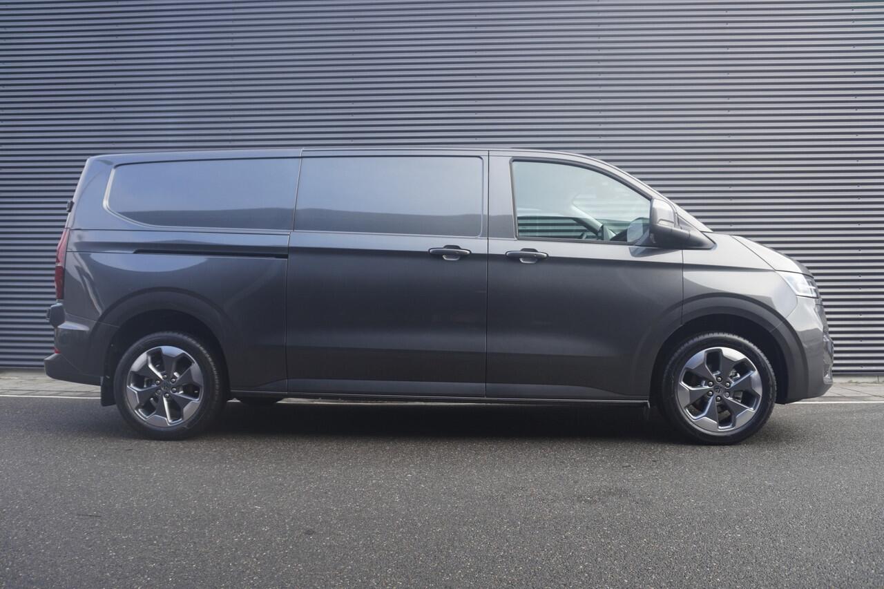 Volkswagen E-Transporter 32 L2H1 Style 286 pk AUT., Climatronic, Lichtmetalen velgen, IQ Light, Navigatie, Climatronic