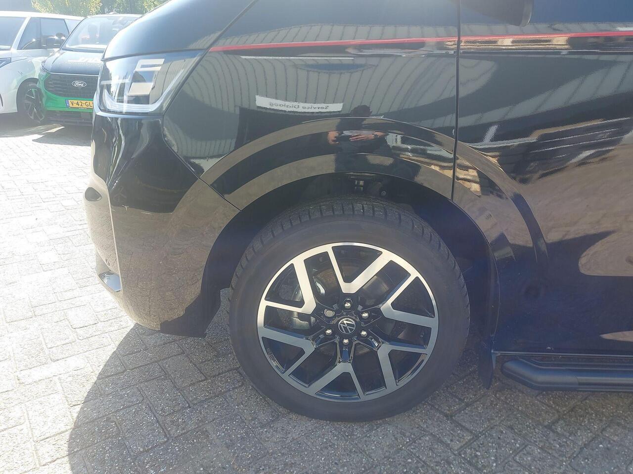 Volkswagen E-Transporter 32 L2H1 Bulli 64 kWh