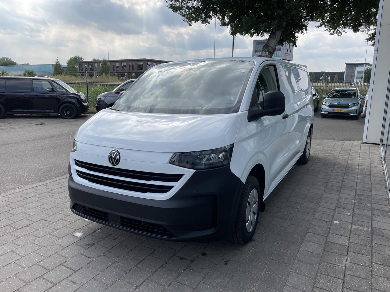 Volkswagen E-Transporter L2 64 kWh 218pk | Trekhaak | Assistentiepakket plus
