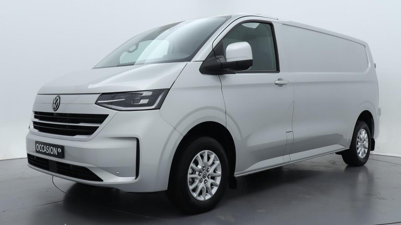 Volkswagen E-Transporter L2H1 64kWh 160kW 218PK RWD Style-Intro / Direct Leverbaar