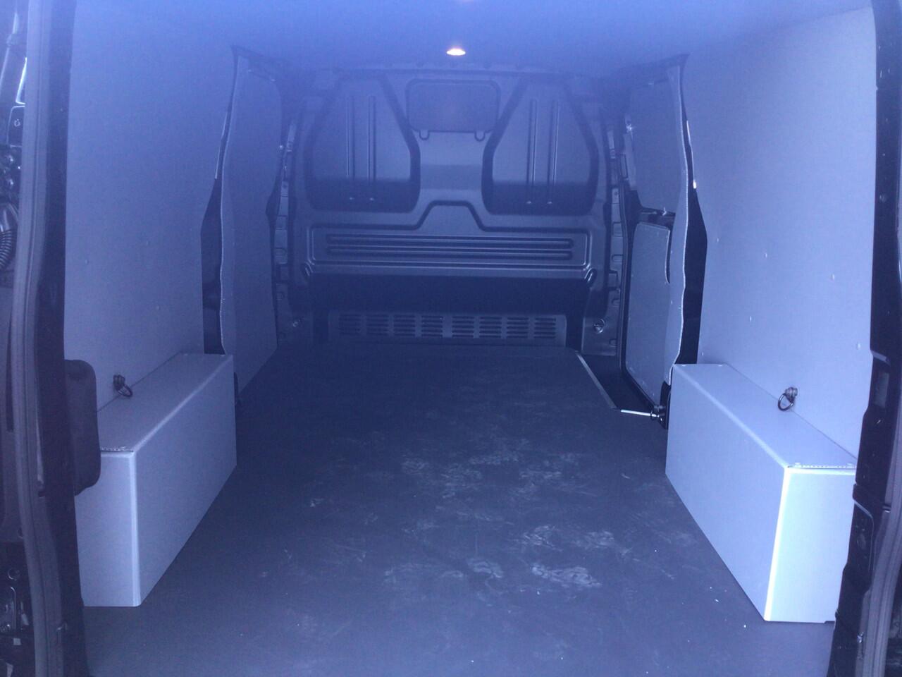 Volkswagen E-Transporter 32 L2H1 286PK Style 64 kWh