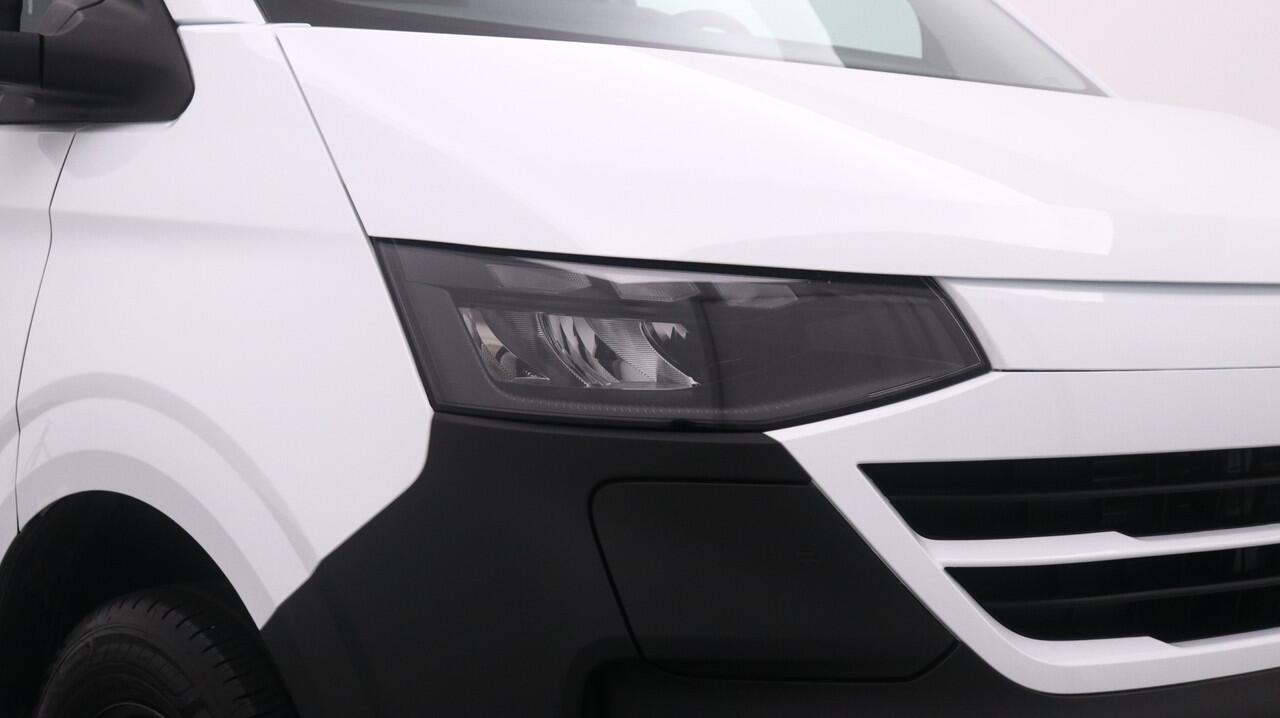 Volkswagen E-Transporter L1H1 64kWh 160kW 218PK RWD Life-Intro / Direct leverbaar