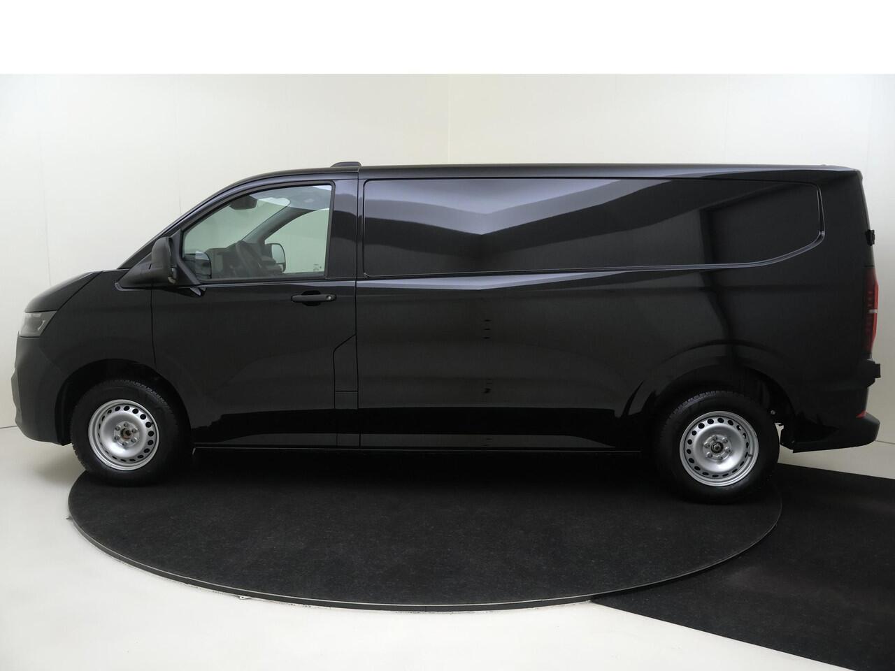 Volkswagen E-Transporter Bedrijfswagens Bestelwagen L2 218pk 64kWh Elektrische aandrijving | Trekhaak, vast | Achterdeuren zonder ruit | Centrale vergrendeling met keyless entry en start systeem Keyless Access | Bijrijdersbank |