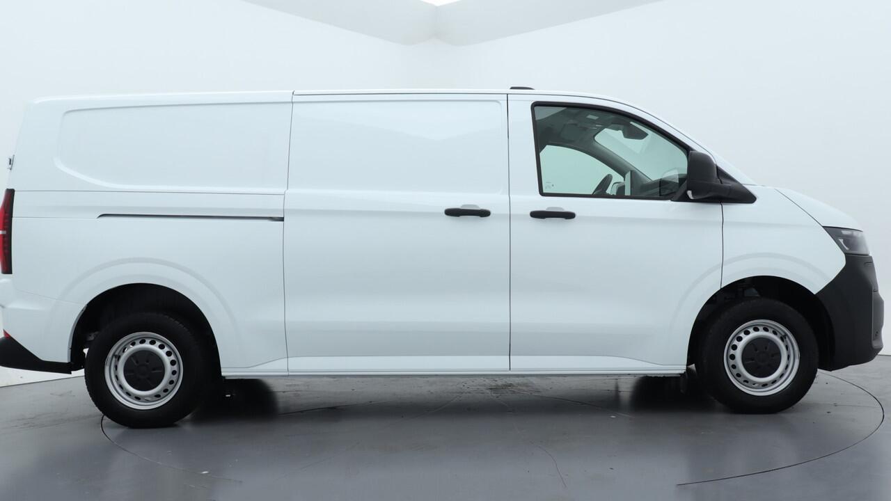 Volkswagen E-Transporter L2H1 64kWh 218pk RWD 3.2T Life-Intro /Direct leverbaar