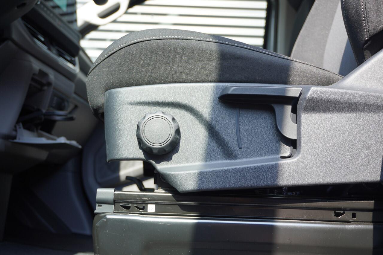 Volkswagen E-Transporter e-Transporter 286 pk e-Transporter Style 286 pk, Achterdeuren zonder ruit, Trekhaak, Climatronic, IQ Light