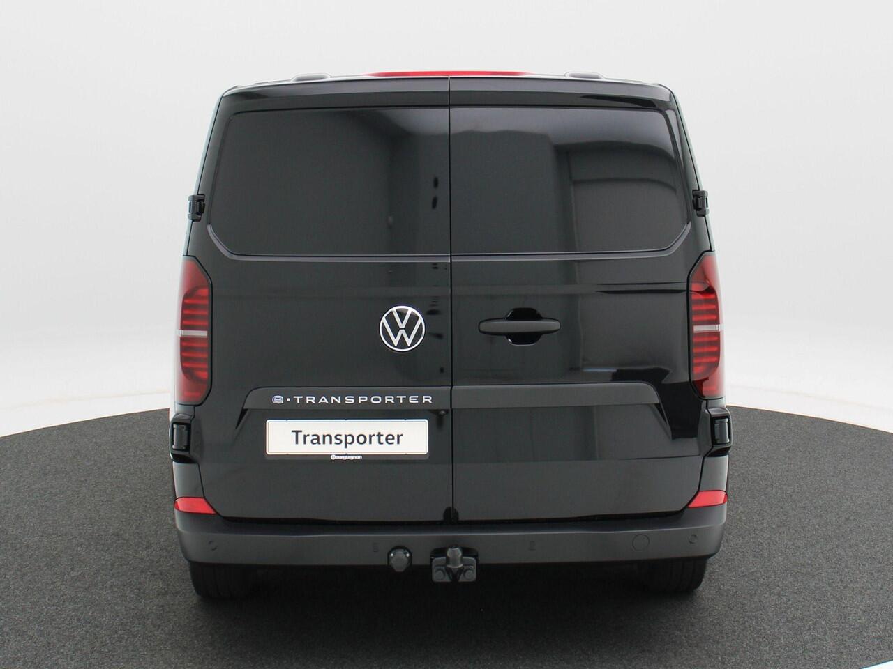 Volkswagen E-Transporter Life Intro L2H1 218 pk | Trekhaak | Stoelverwarming | Achterdeuren |