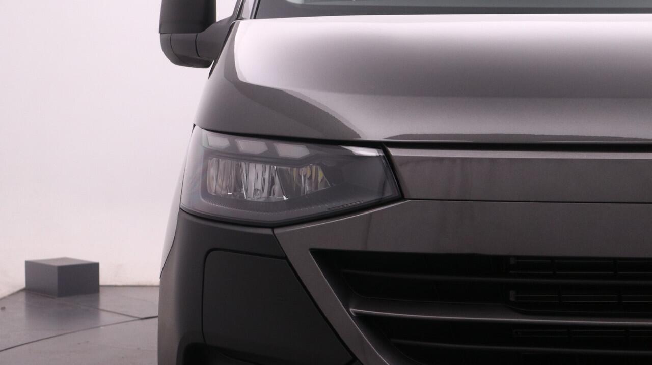 Volkswagen E-Transporter e-Transporter L1H1 64kWh 218pk RWD 3.2T Life-Intro /Direct leverbaar
