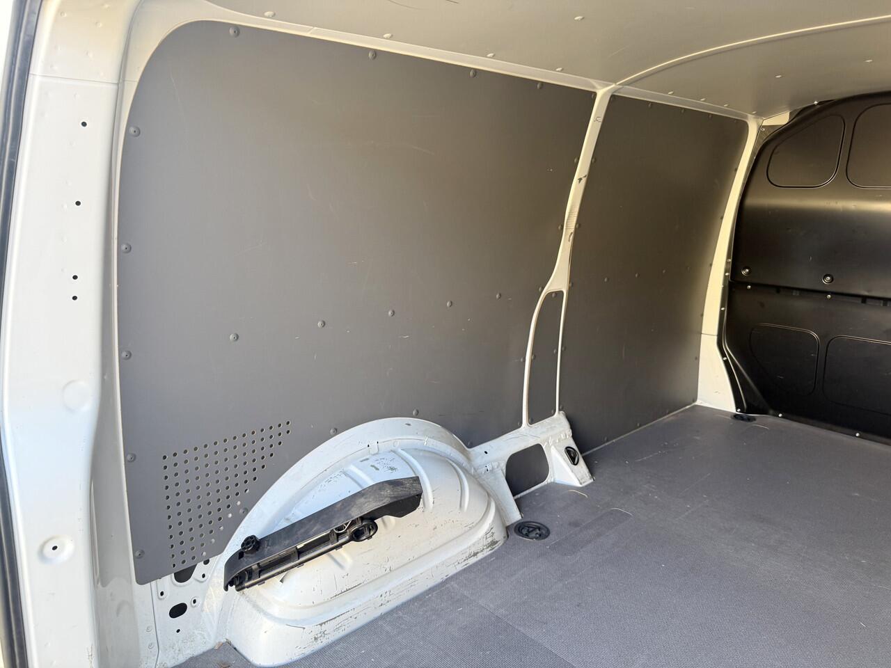 Volkswagen E-Transporter 113PK L2H1 138KM WLTP 37,3kWh 100% Elektrisch ABT E-transporter Snelladen Airco Camera Carplay