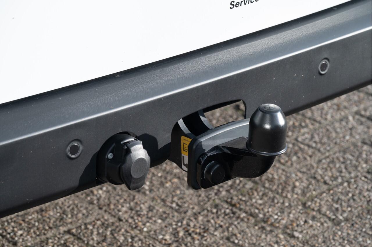 Volkswagen E-Transporter 32 L2H1 64 kWh | TREKHAAK | CRUISE | CAMERA