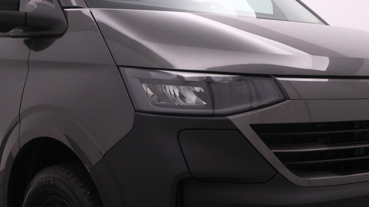 Volkswagen E-Transporter e-Transporter L1H1 64kWh 218pk RWD 3.2T Life-Intro /Direct leverbaar