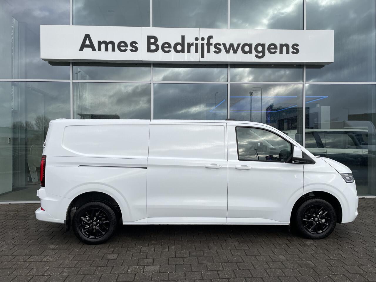 Volkswagen E-Transporter L2 Bulli 218PK | Trekhaak | App Connect | Assistentie Pakket Premium