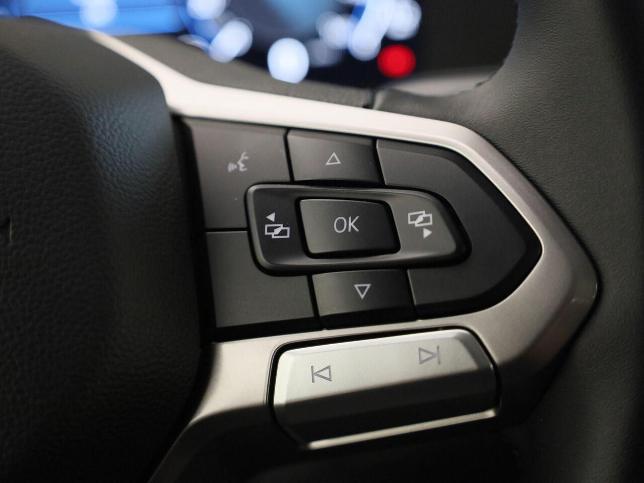 Volkswagen E-Transporter Bedrijfswagens Bestelwagen Life 64kWh 218pk L2 716161