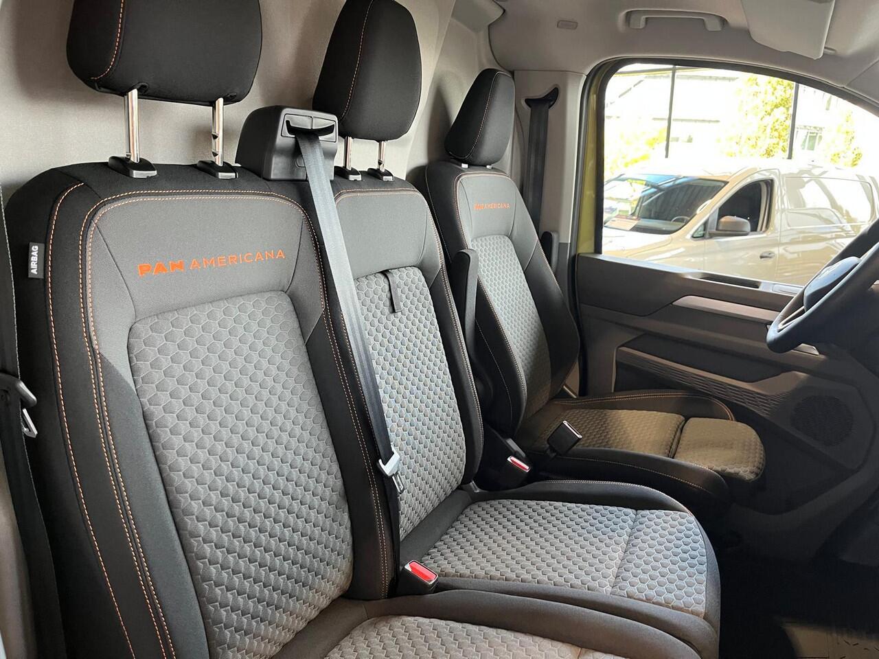 Volkswagen E-Transporter Bedrijfswagens PanAmericana L2 210 kW 286 pk Elektrische aandrijv | Climatronic climate control, 2-zones | Kunststof zijpanelen in laadruimte, hoog | Soundsystem 'harman kardon' met 4 luidsprekers, 1 center luidsprekers en 1 subwoofer | Trekhaak, vast |