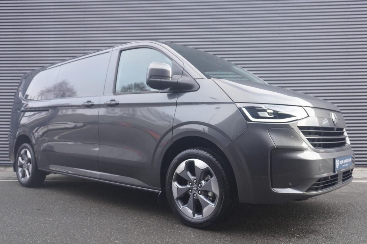Volkswagen E-Transporter 32 L2H1 Style 286 pk AUT., Climatronic, Lichtmetalen velgen, IQ Light, Navigatie, Climatronic