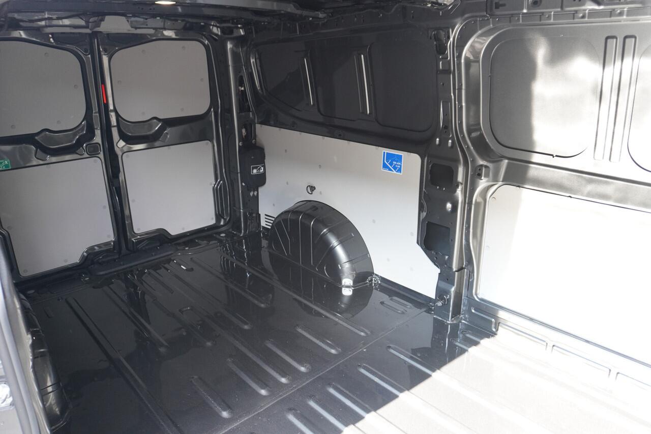 Volkswagen E-Transporter e-Transporter 286 pk e-Transporter Style 286 pk, Achterdeuren zonder ruit, Trekhaak, Climatronic, IQ Light