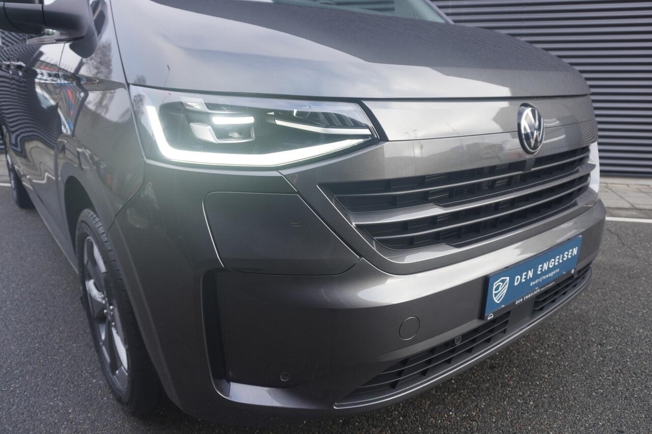 Volkswagen E-Transporter 32 L2H1 Style 286 pk AUT., Climatronic, Lichtmetalen velgen, IQ Light, Navigatie, Climatronic