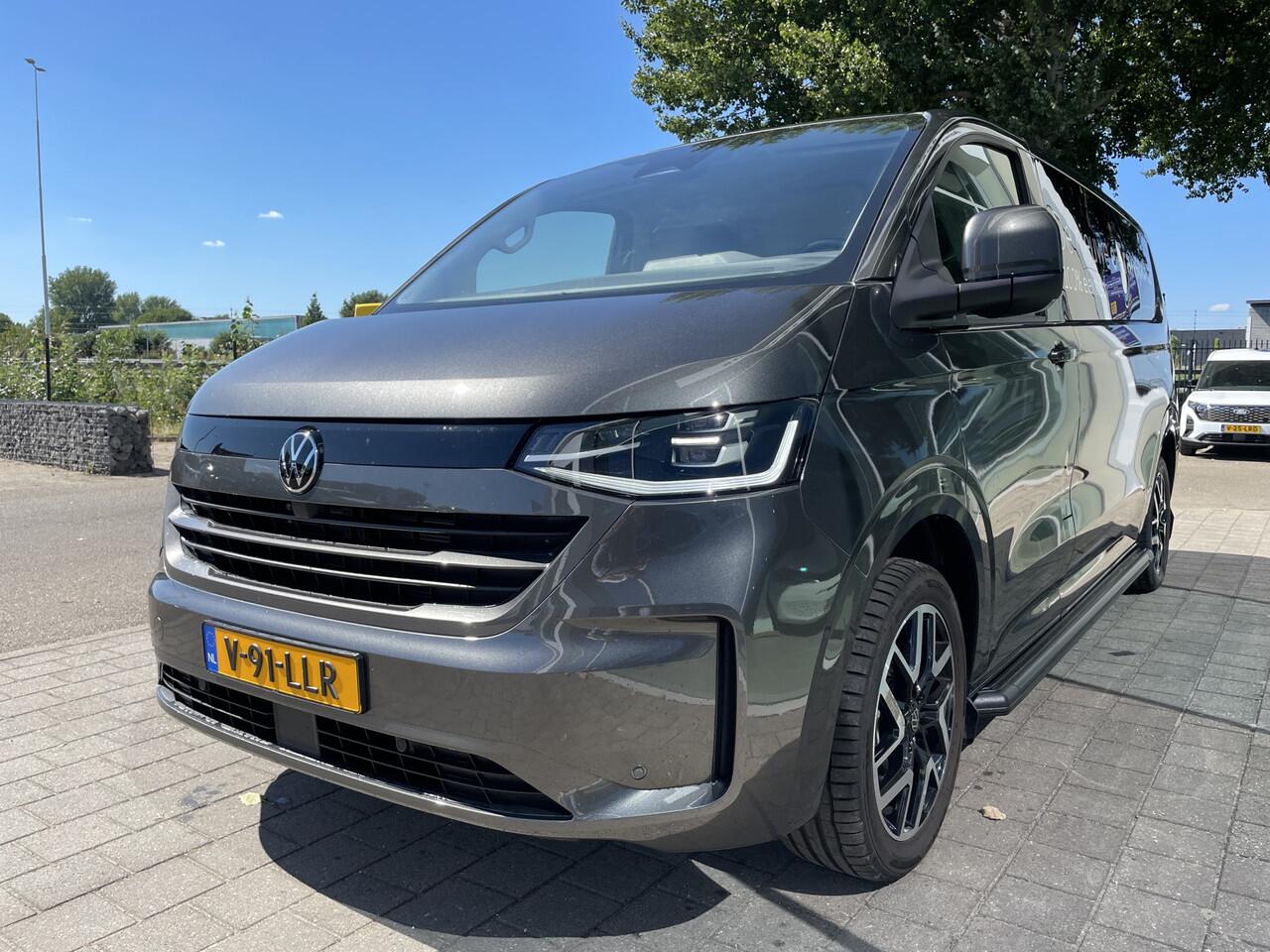 Volkswagen E-Transporter 32 L2H1 Style 64 kWh | 286 PK | Trekhaak | Camera | IQ light | ACC | App connect | Styling pakket