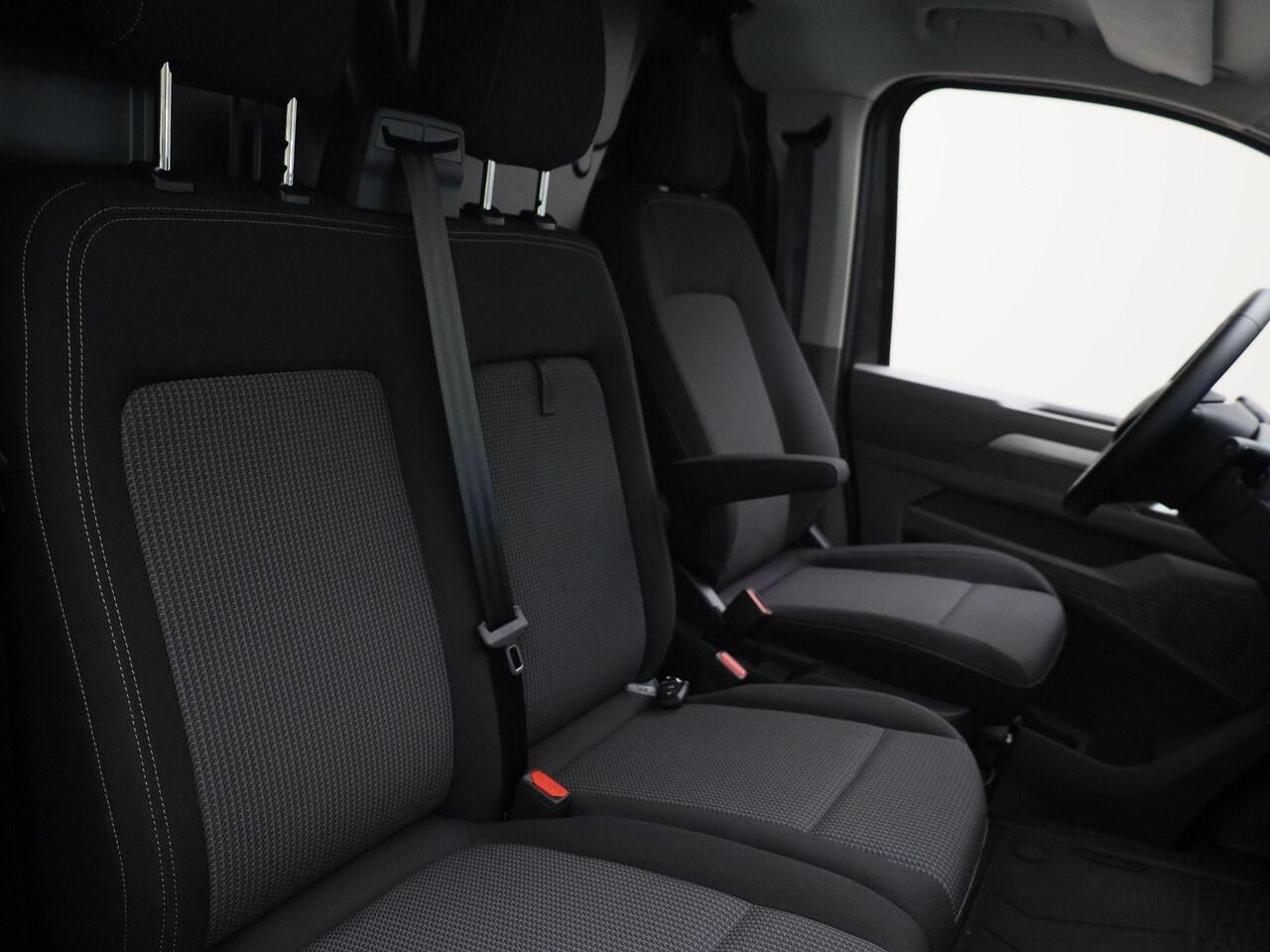 Volkswagen E-Transporter 34 Life 64kWh / 218pk L2