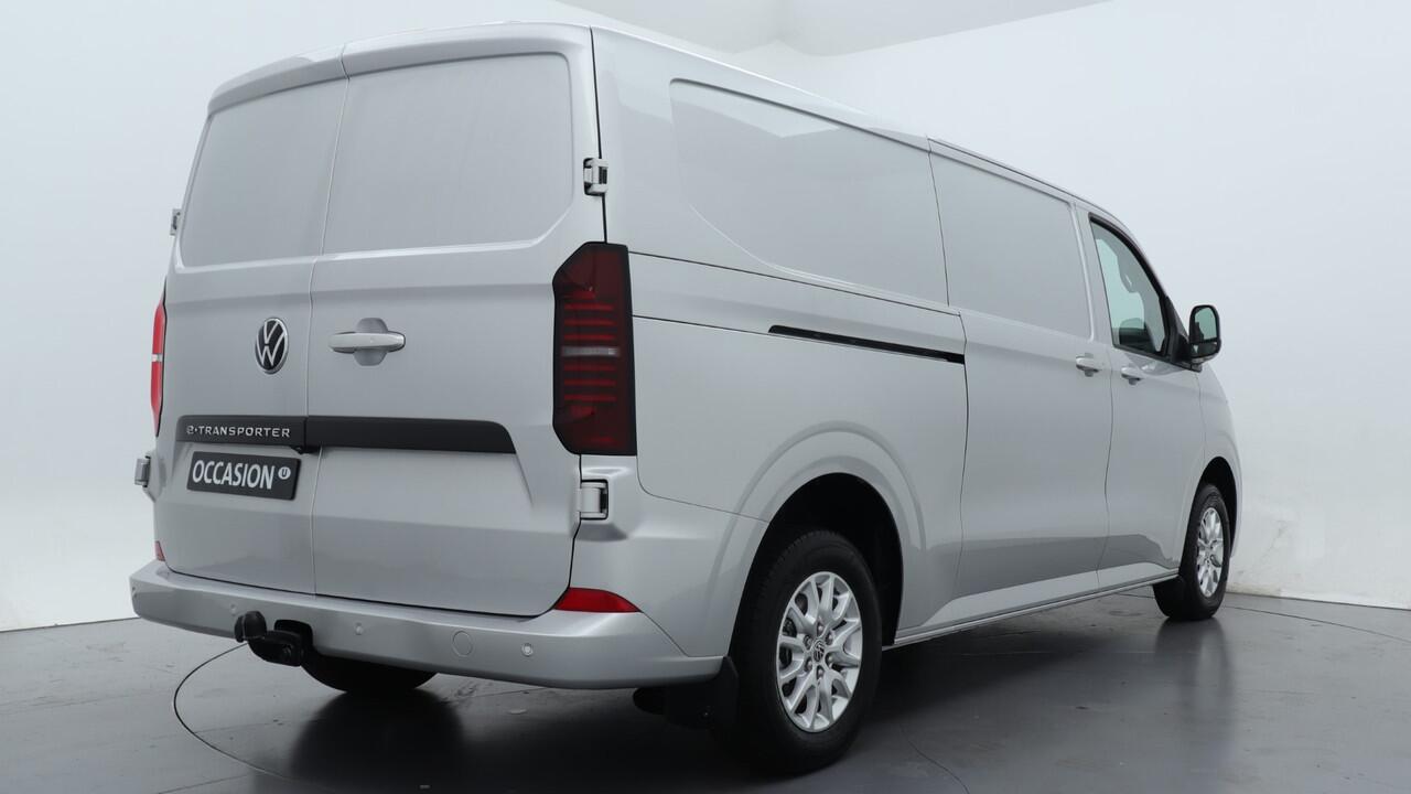 Volkswagen E-Transporter L2H1 64kWh 218pk RWD 3.2T Style-Intro /Direct leverbaar