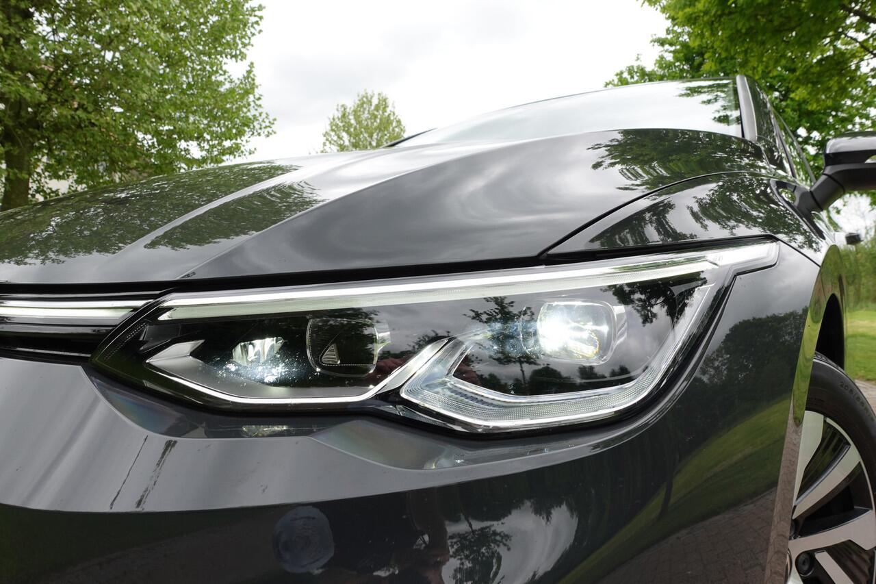 Volkswagen GOLF 1.4 eHybrid Style | Massage stoelen | LED | Adaptive cruise control | Stuur verwarming | Elektrische stoelen met geheugen |