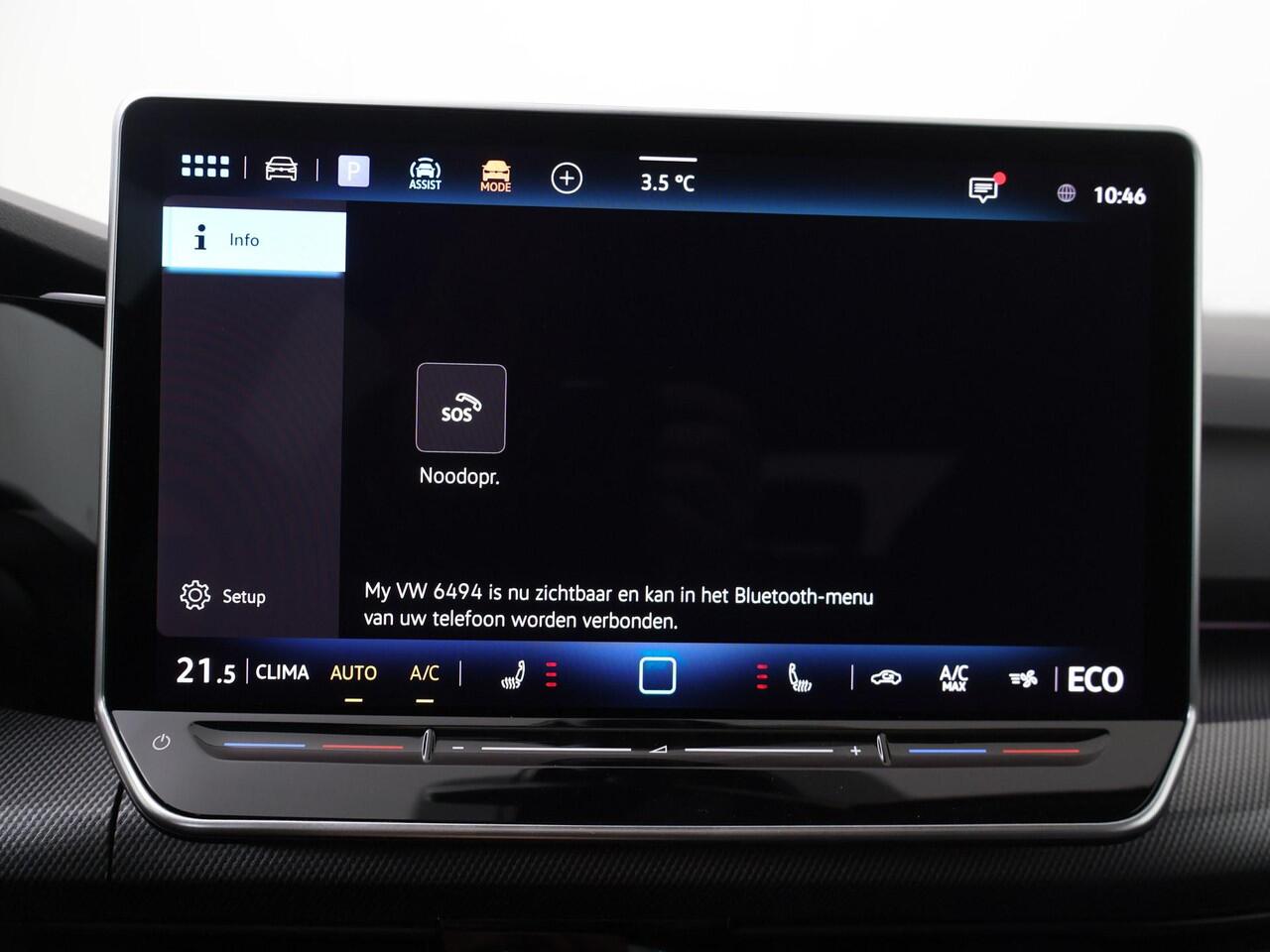 Volkswagen GOLF 8 GTE 1.5 eHybrid 200 kW / 272 PK Hatchback 6-DSG | Panoramadak | Black Style |