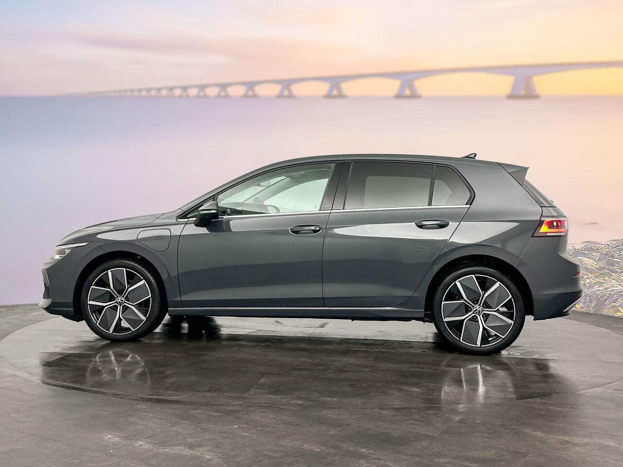 Volkswagen GOLF Style Edition Plug in Hybride 204 pk