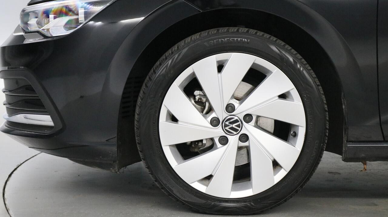 Volkswagen GOLF Variant 1.5 eTSI 130pk Style DSG / Navigatie / Camera / Elek. Bestuurdersstoel