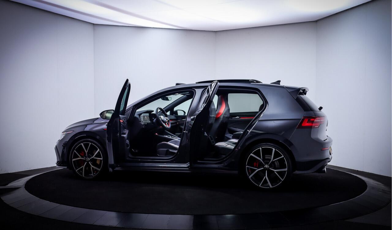 Volkswagen GOLF 2.0GTI Dsg PANO | ADAPTIEF CRUISE | STOEL.VW | CARPLAY | IQ-LIGHTS | 19 INCH ESTORIL VELGEN