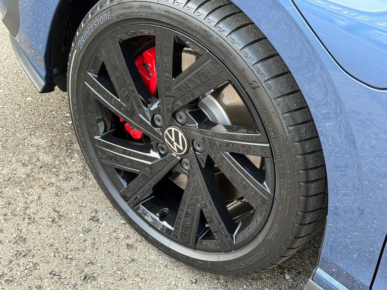 Volkswagen GOLF 1.5 eHybrid GTE 272pk | Black Style | IQ light | Camera | Head-up | Rijklaar incl. garantie