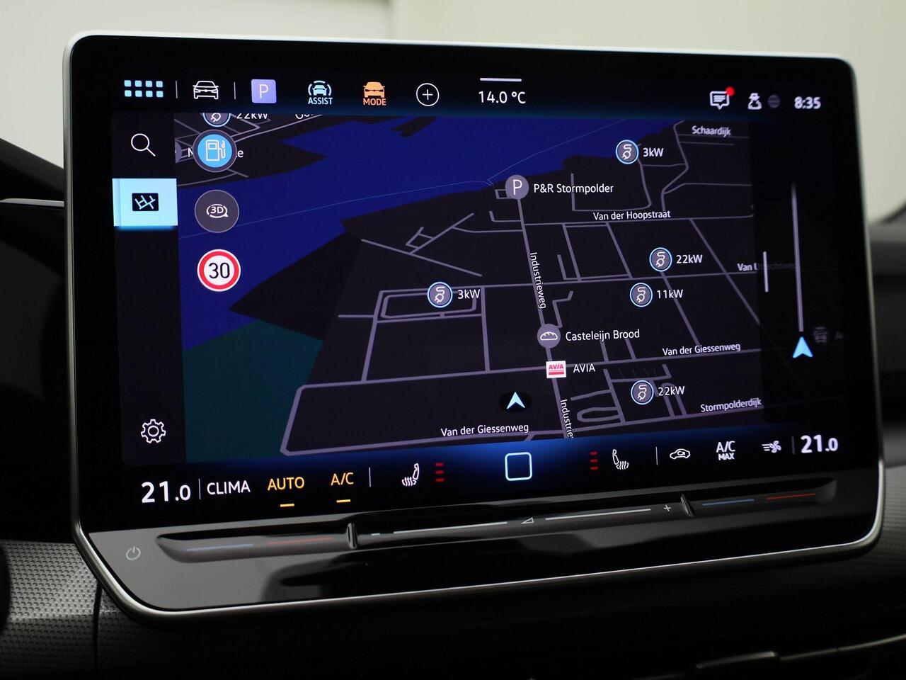 Volkswagen GOLF 1.5eTSI/150PK Style 50 Edition DSG · Panoramadak · Apple/Android Car Play · Massagefunctie · Camera · Garantie t/m 28-10-2026