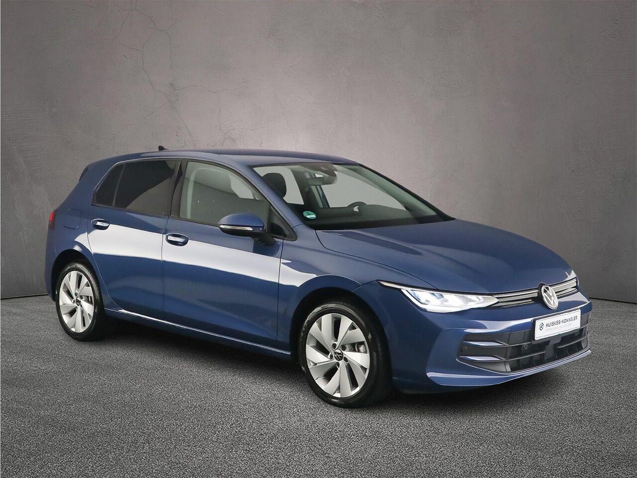 Volkswagen GOLF Life Edition 1.5 TSI eHybrid 204pk DSG Automaat Adaptive cruise control, Achteruitrijcamera, LED koplampen, Stuurwiel verwarmd, Parkeersensoren