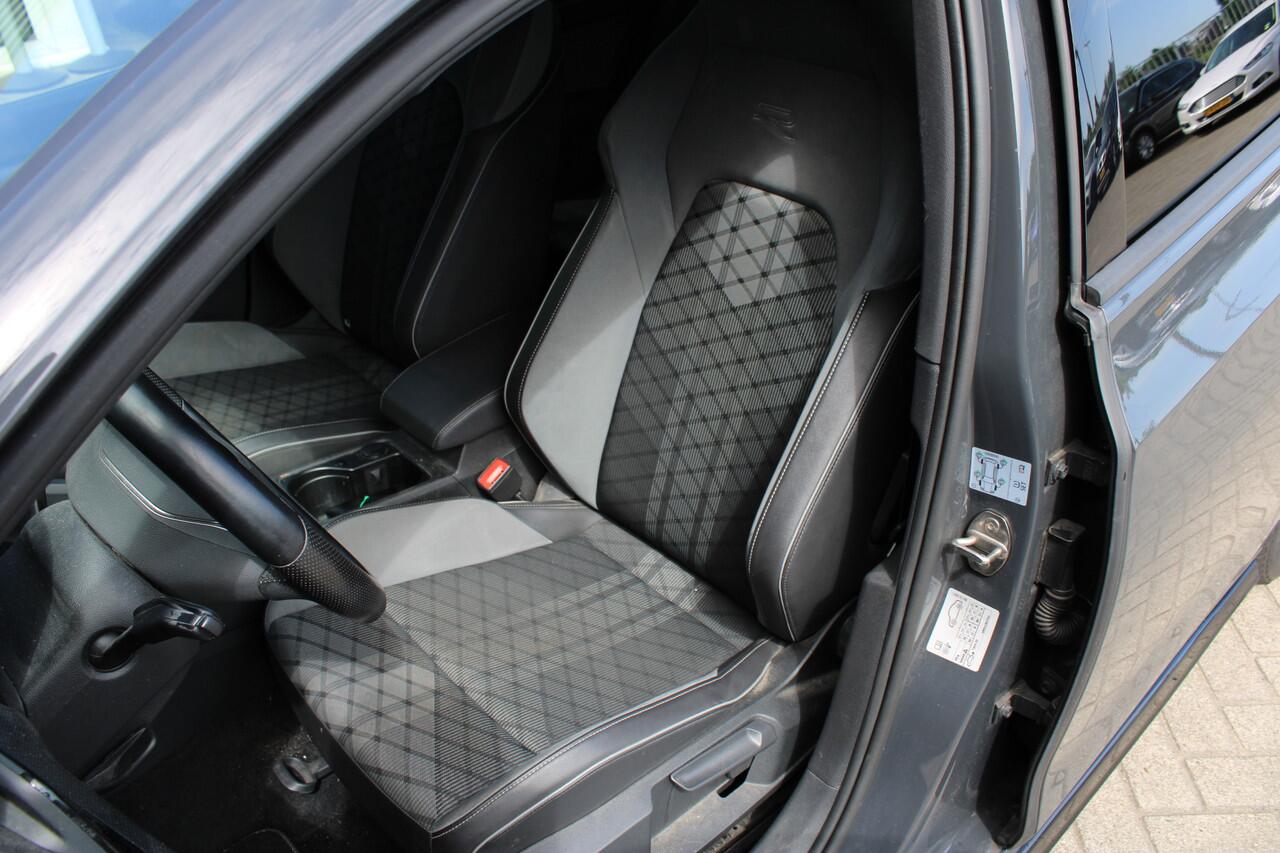 Volkswagen GOLF Variant 1.5 TSI R-Line Full-LED Adap. Cruisecontrole Carplay Afn. trekhaak