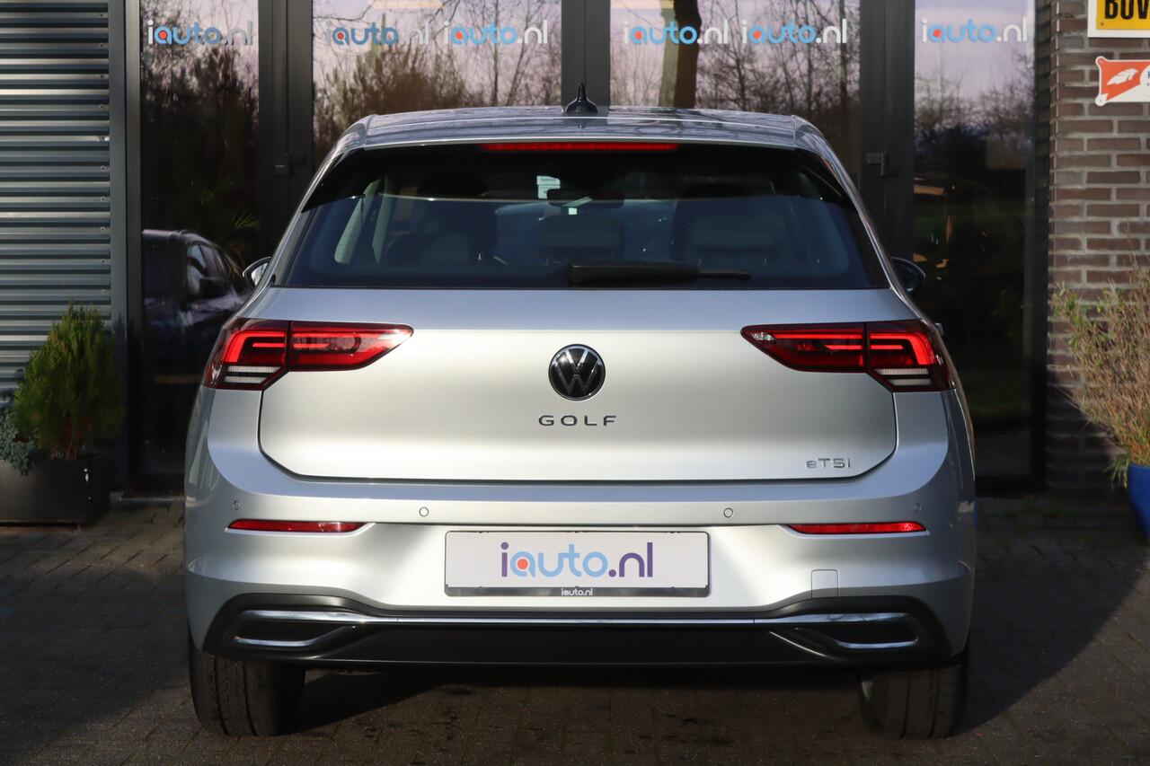 Volkswagen GOLF 1.5 eTSI 150pk DSG Style LED+/Keyless/Camera/Elek. stoel+mem/ACC/Dodehoek/17"