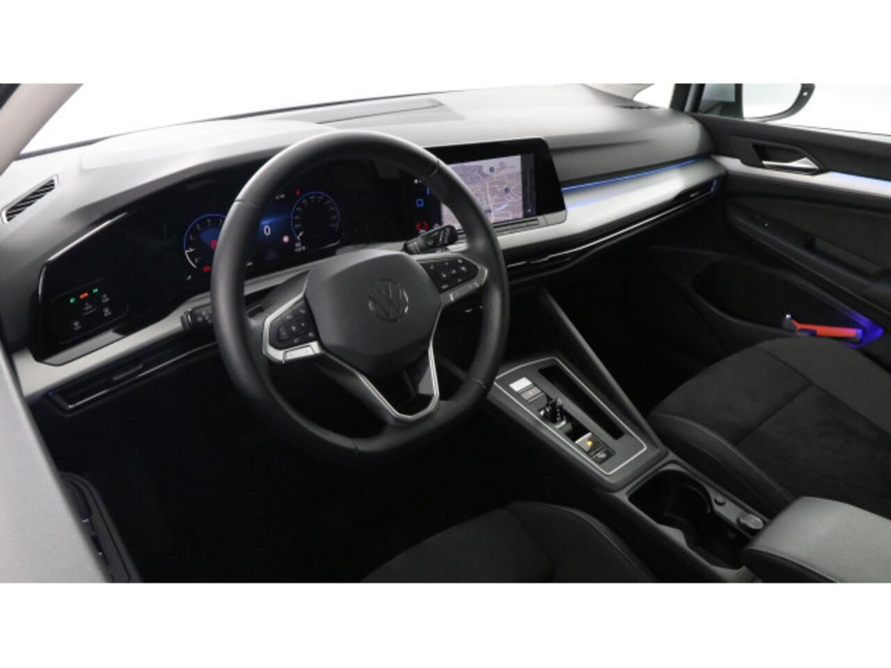 Volkswagen GOLF 1.0 eTSI Automaat | Life Business | Camera | Ergo. stoelen | Mild Hybrid