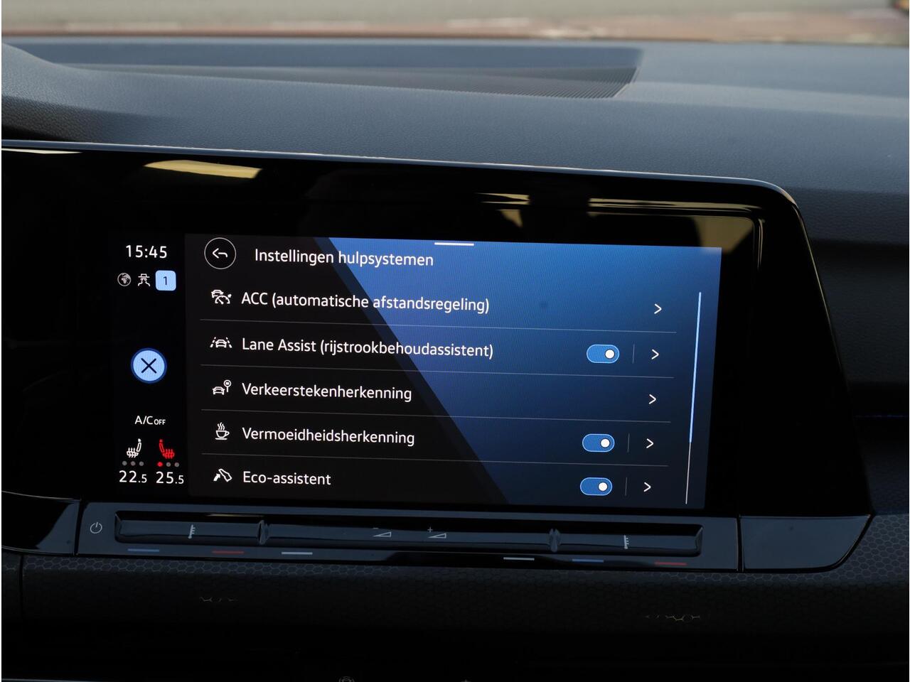 Volkswagen GOLF GTE 1.4 eHybrid 245PK | Achteruitrijcamera | Adaptive Cruise | Stoel&Stuurverwarming | Getint Glas | Carplay/Android |