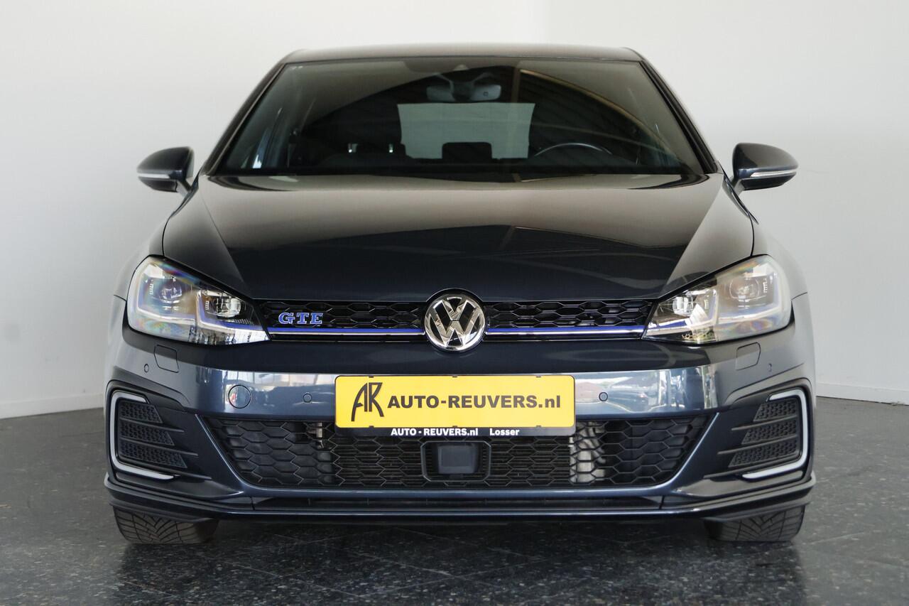 Volkswagen GOLF 1.4 eHybrid GTE / LED / ACC / CarPlay / Standkachel / Navi