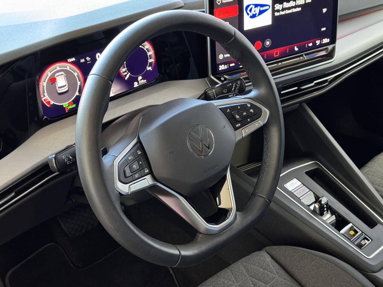 Volkswagen GOLF ?8.5? 1.5 TSI 150PK EDITION LED CARPLAY NAVI CAMERA STOEL/STUUR VERW KEYLESS MHEV "Volkswagen rijden begint bij Topautos.nl - 75 topmodellen direct op voorraad!"