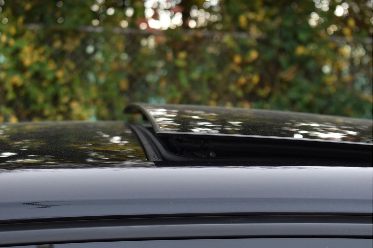 Volkswagen GOLF 1.5 eTSI 1st Edition | Open dak | Virtual Cockpit | Carplay | Massagestoel | Nav | Adapt.CC | DAB | Full LED | Compleet