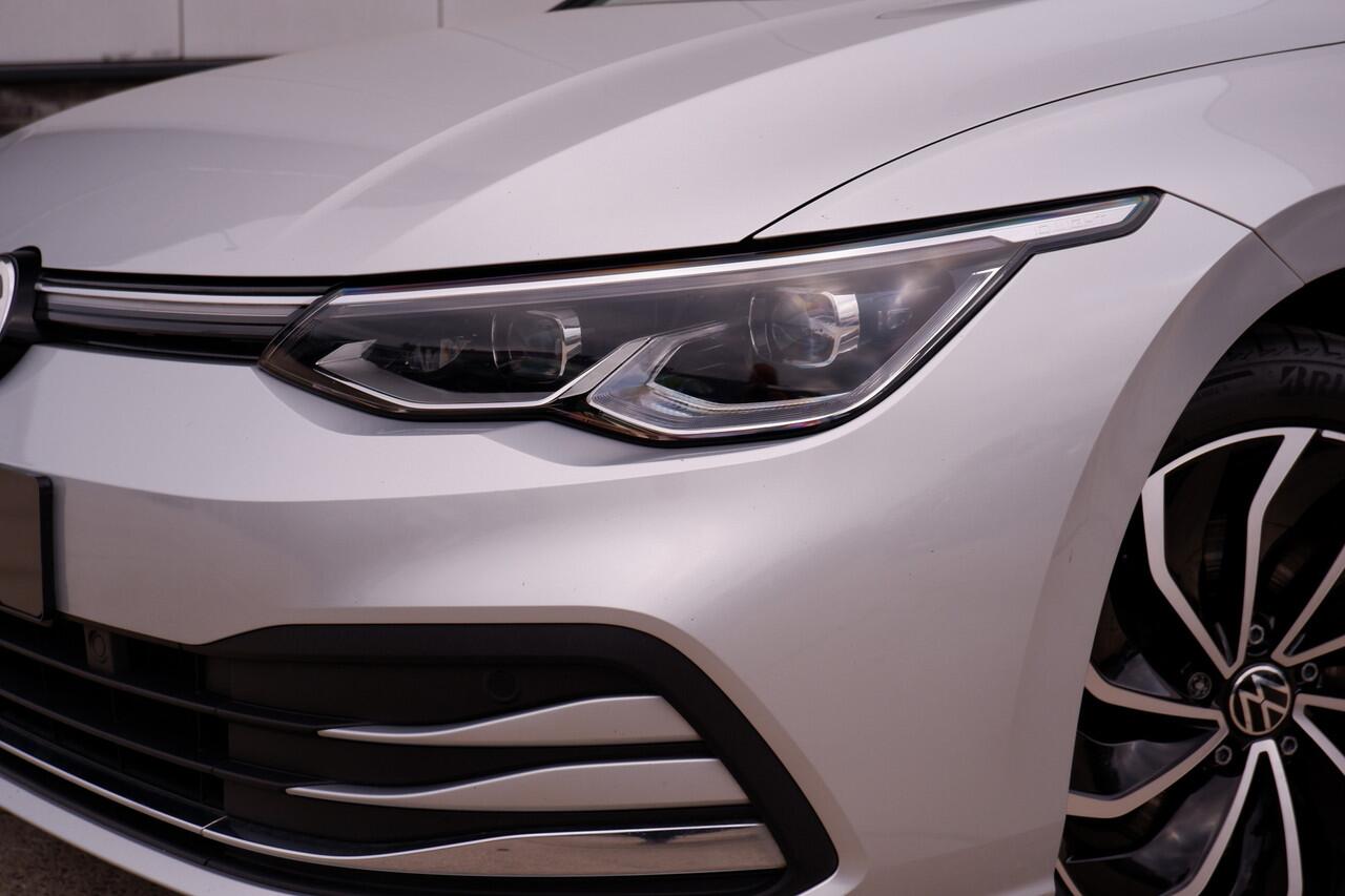 Volkswagen GOLF 1.4 eHybrid Style PHEV | Elek. Trekhaak | IQ-Light | Carplay | Memory | Navi | Sfeerverlichting