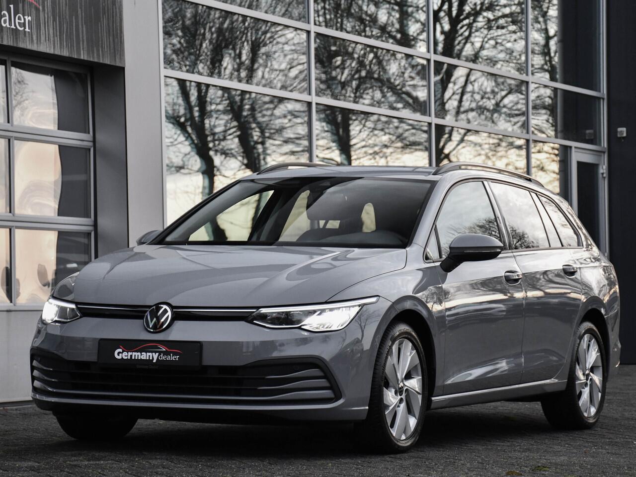 Volkswagen GOLF Variant 1.0 TSI 111PK Life ACC Virtual Sfeerverl. Stoel/Stuurverw. CarPlay/Android Auto Elektr. Achterklep