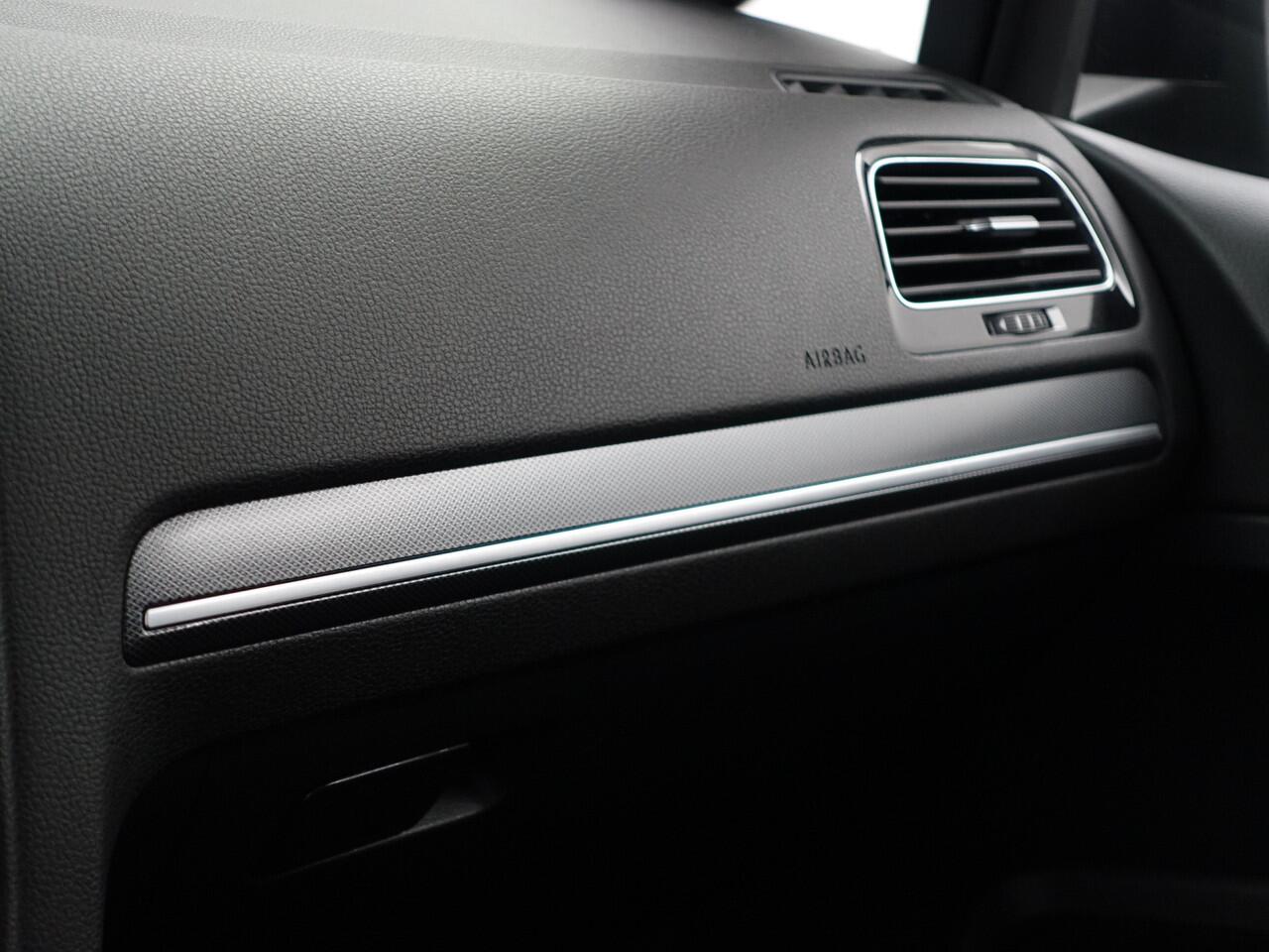 Volkswagen GOLF 2.0 TSI GTI TCR Aut- Panoramadak, Xenon Led Matrix, Dynamic Select, Keyless, Sfeerverlichting, Ada Cruise