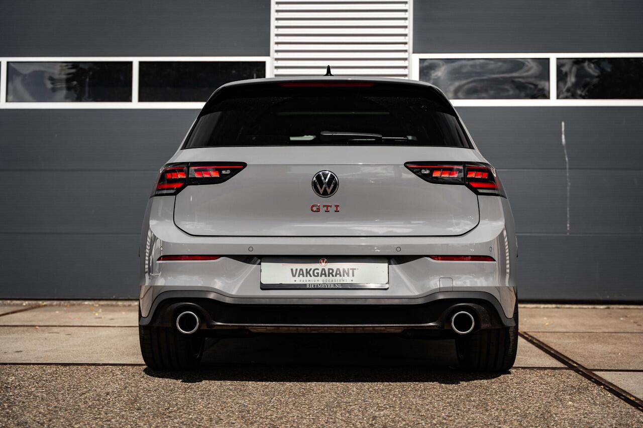 Volkswagen GOLF 8.5 2.0 TSI GTI |Pano |360° |Head-up |Sfeer