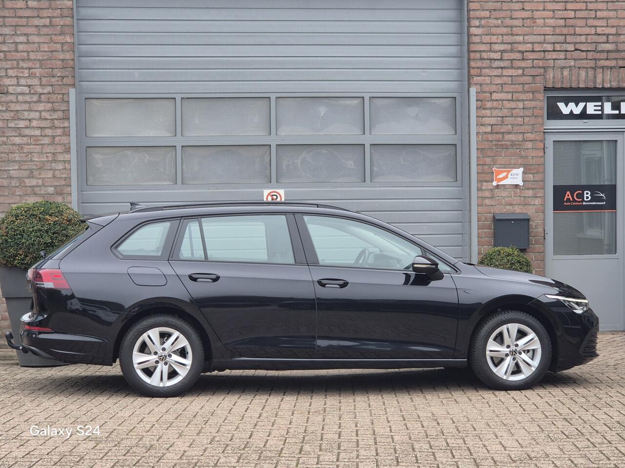 Volkswagen GOLF Variant 2.0 TDI Life Business Trekhaak, Apple-Carplay, El.verst.stoel. Netto Exportpreis 22000 ex/ex