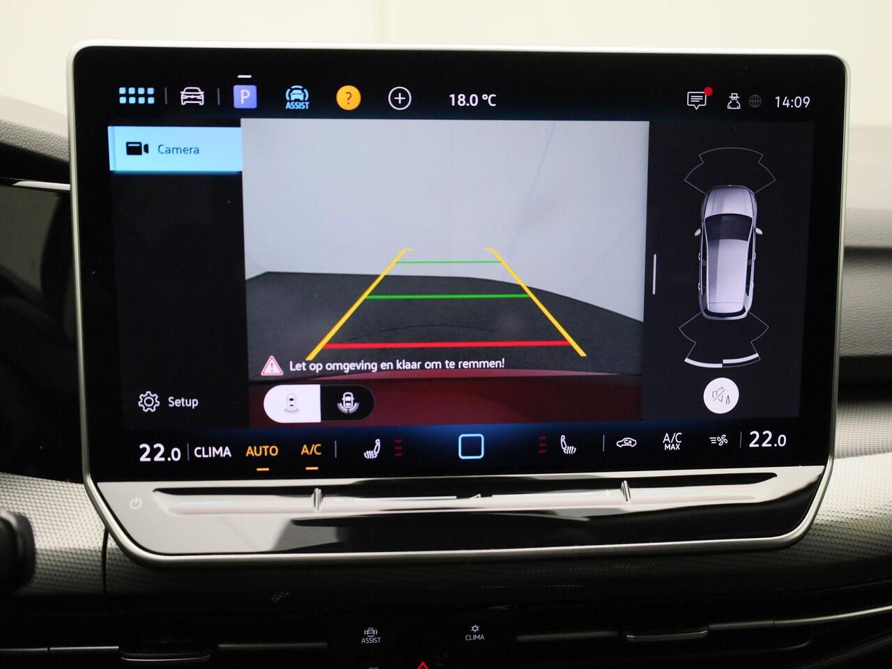 Volkswagen GOLF 1.5eTSI/150PK Style DSG · Head-up display · Navigatie · Camera · Apple/Android Car Play · Stoel- & Stuurverwarming · Garantie tot 06-02-2030 of 100.000km