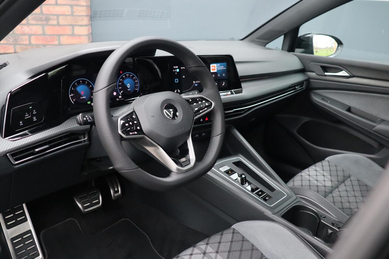 Volkswagen GOLF Variant 1.5 eTSI R-Line, Pano, trekhaak