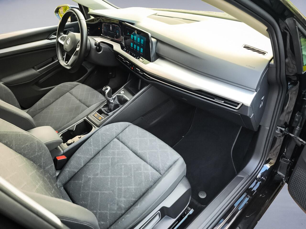 Volkswagen GOLF Variant 1.0 TSI Life (111 PK) 1e-Eig. & Keurig-Onderh. BOVAG-Garantie. NL-Auto..