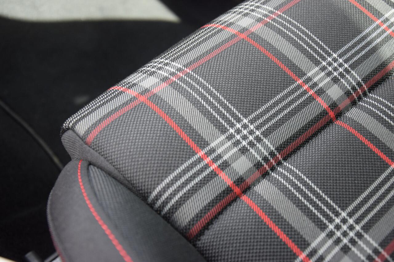 Volkswagen GOLF 2.0 TSI 245PK GTI Performance Executive DSG Automaat | BOVAG Garantie | Org. NL | Virtual Cockpit | Full LED | Adaptive Cruise Control | Flippers | PDC Voor&Achter |