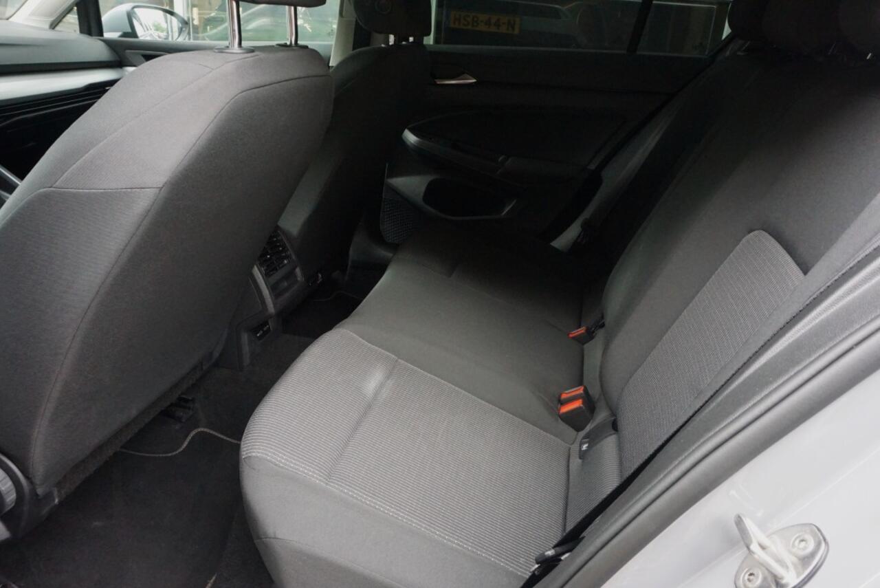 Volkswagen GOLF 1.0 TSI App-Connect