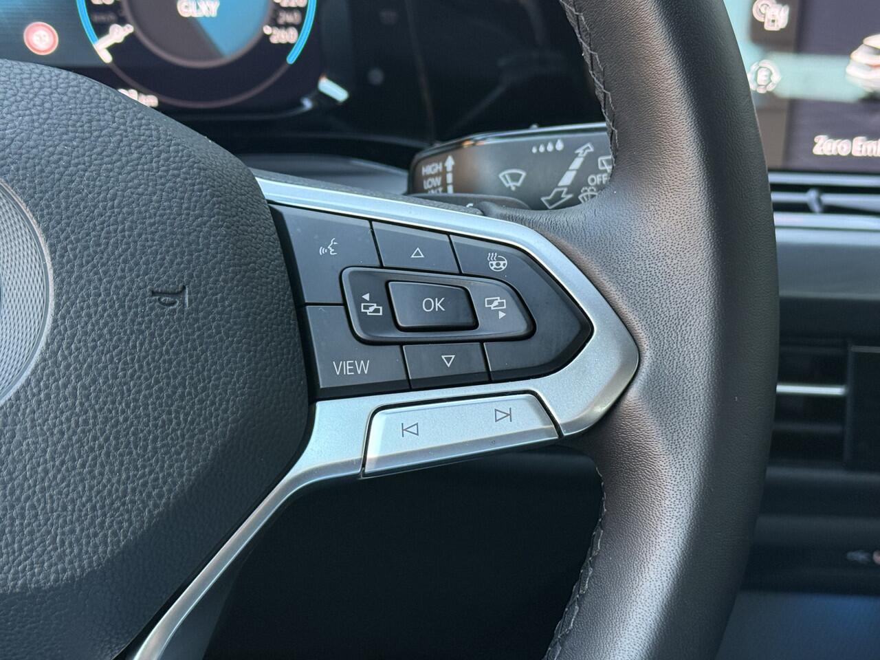 Volkswagen GOLF BWJ 2020 1.4 150 PK eHybrid Style NIEUW BINNEN! MASSAGESTOELEN | MEMORYFUNCTIE | LED | STOELVERW. | LMV | PDC